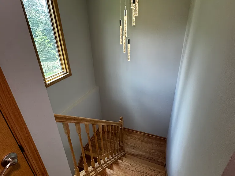 786 Greenwood Rd — Photo 13