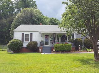 408 Hillside Dr, Lexington, NC 27295