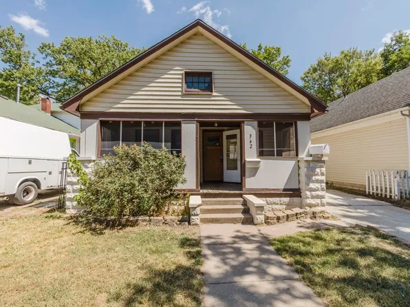 362 & 362-1/2 N Erie Ave, Wichita, KS 67214