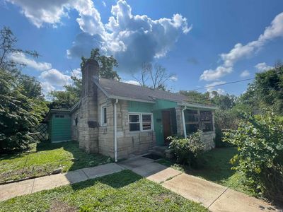 220 N Adams St