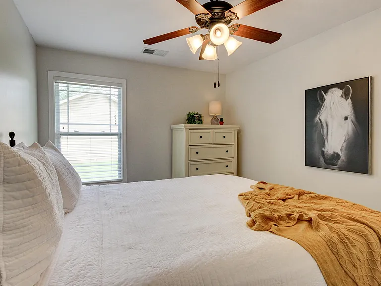 816 Dunbar Cave Rd — Photo 18