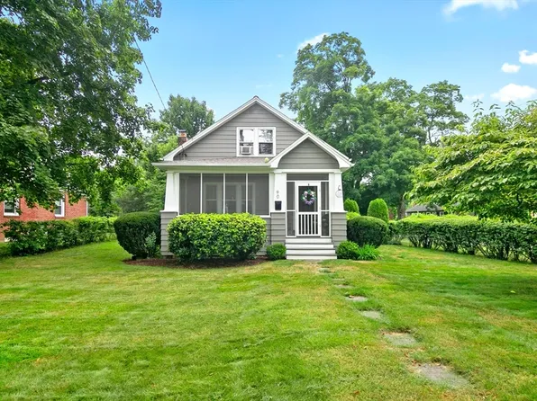 90 Lincoln Park, Longmeadow, MA 01106