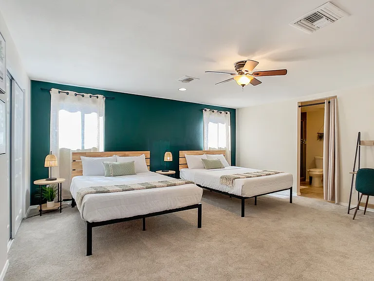 14050 N 37th Way — Photo 7
