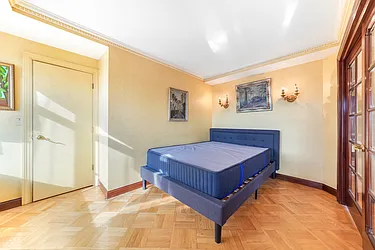 Sold by Daniel Saat, LREB