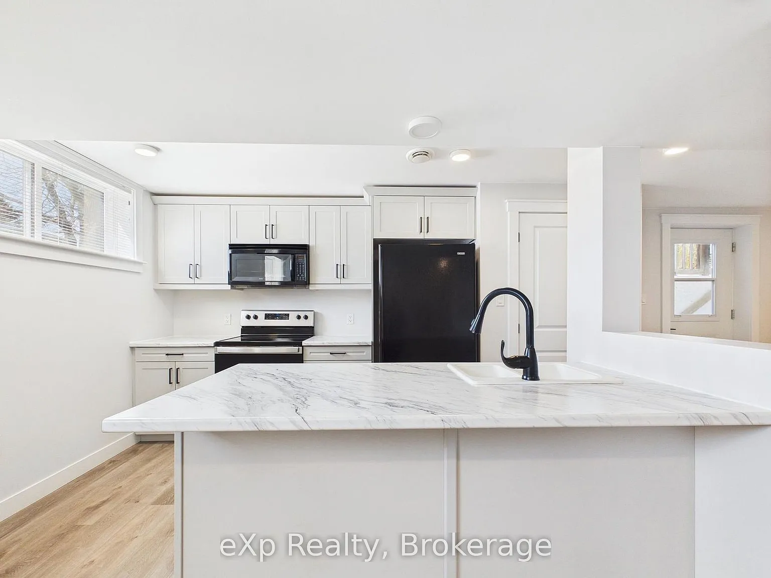 1 bed, $1,695 — Photo 4