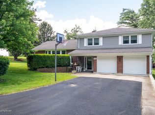 100 Sunset Ave, La Grange, KY 40031