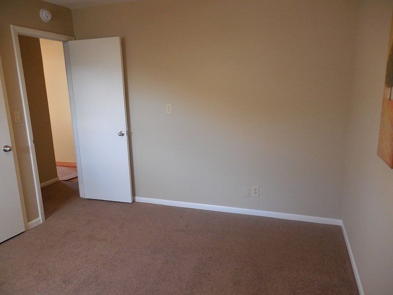 1st image of 3421 Beasley Dr