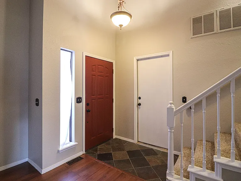 11323 S Ash St — Photo 14