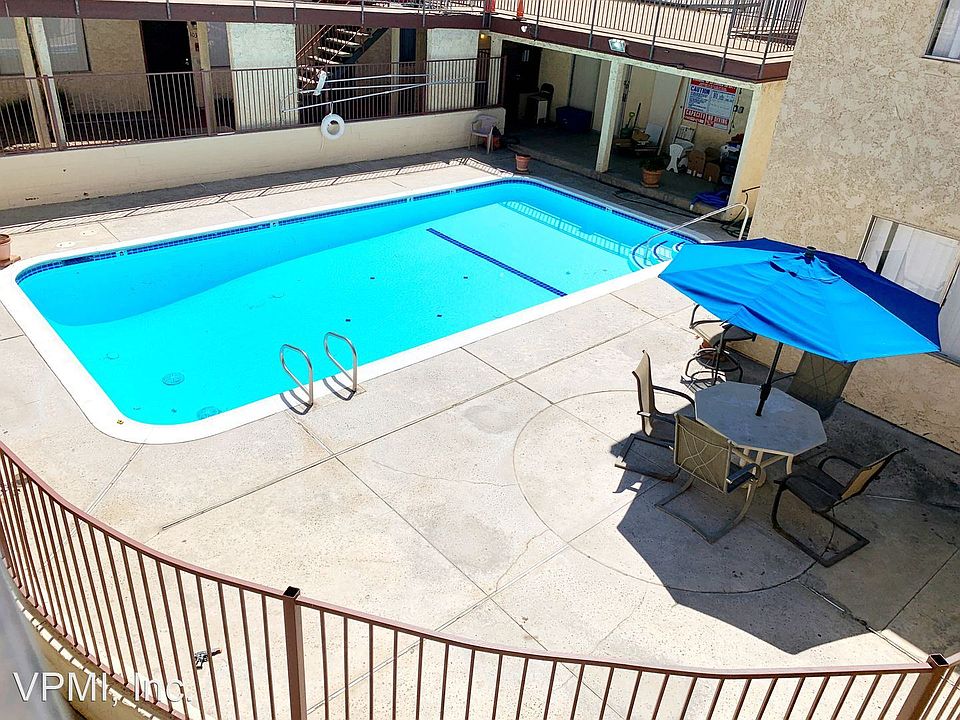2nd image of 145 E 44th St #215