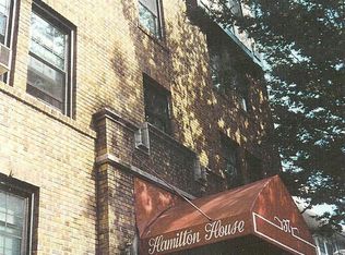 37 Hamilton Pl APT 4A, Tarrytown, NY 10591