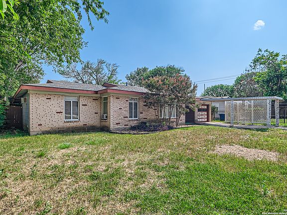 3rd image of 350 WAYSIDE DR