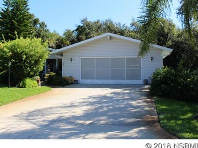 423 Sioux Blvd, Oak Hill, FL, 32759