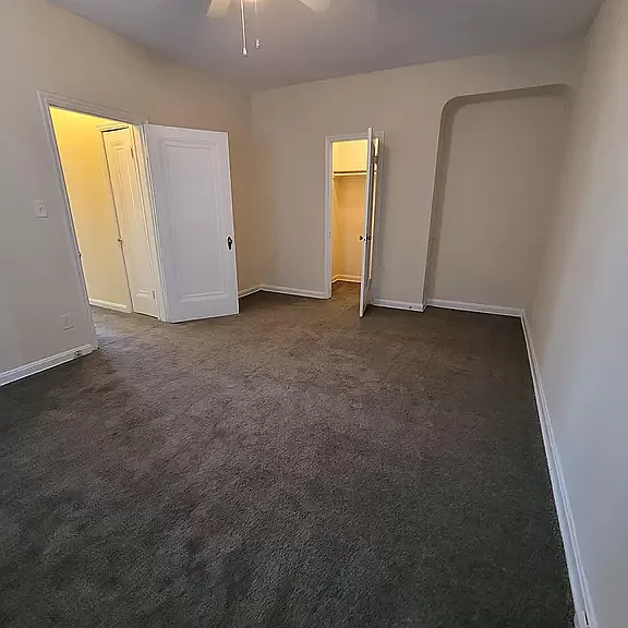 Viktoria bedroom