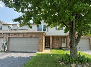 6668 Pioneer Dr, Macungie, PA 18062