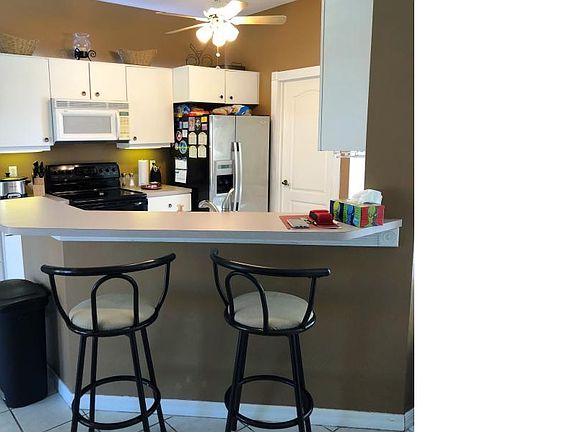 2nd image of 3323 Victory Palm Dr