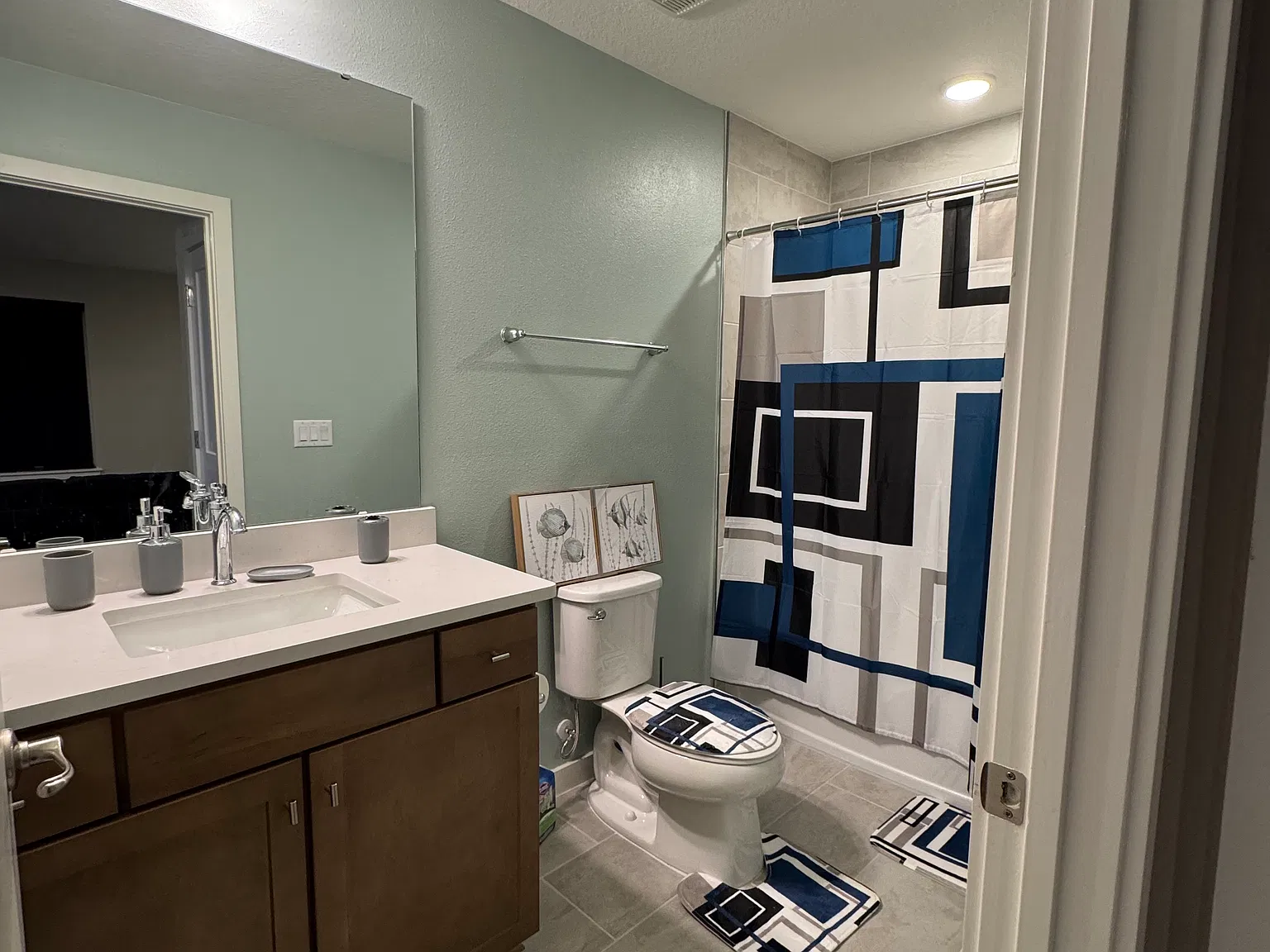 Studio, 500 sqft, $1,200 — Photo 2