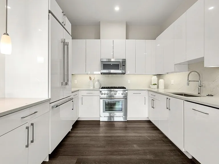 771 Harrison Ave #Penthouse 7 — Photo 3