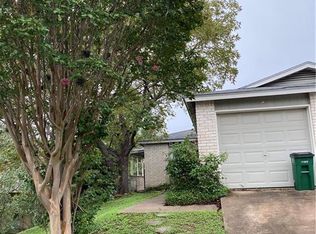 9902 Hundred Oaks Cir #A, Austin, TX 78750