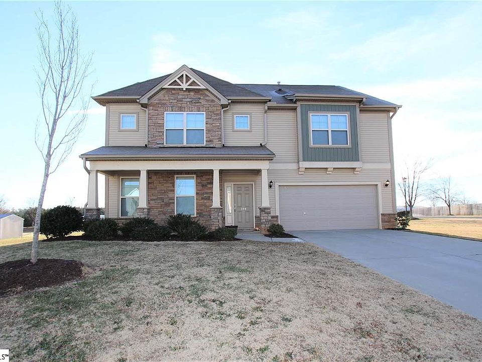 2nd image of 399 Castleton Cir