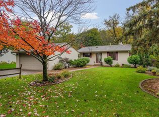 11789 Red Fox Dr, Osseo, MN 55369