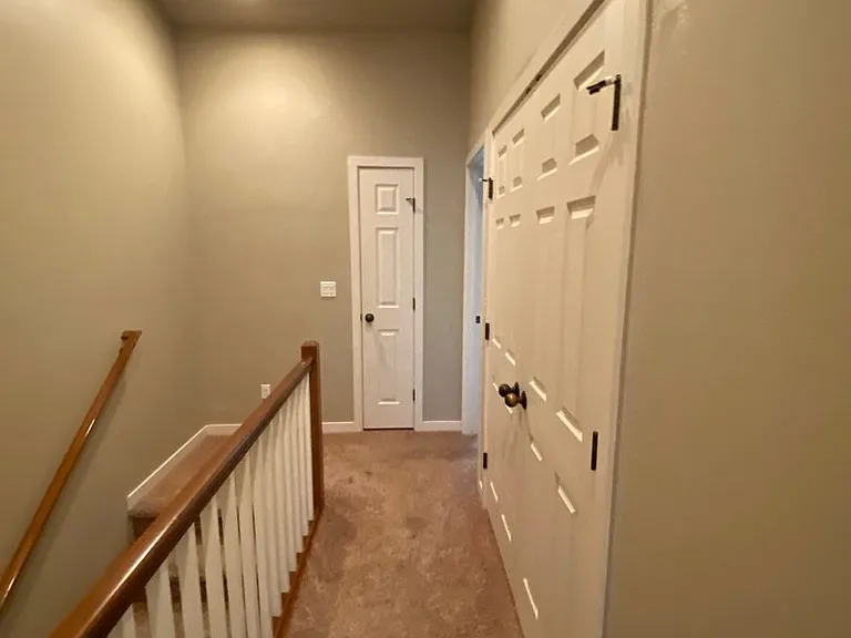 202 Valleyview Ave #4 — Photo 11
