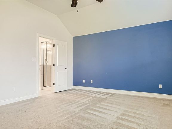 5th image of 6917 Donato Pl