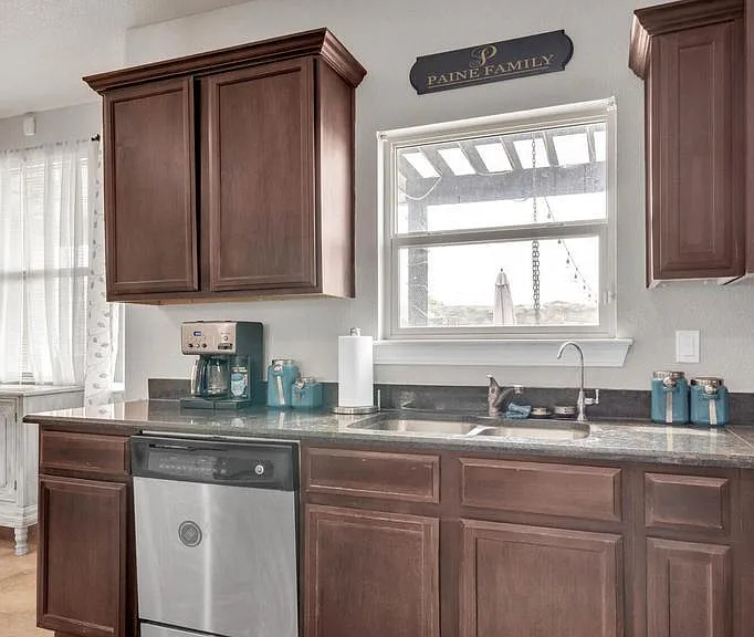 408 Bellwoode Ave — Photo 17