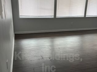 5618 Crenshaw Rd APT 811, Richmond, VA 23227
