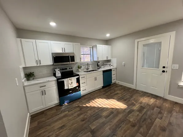 1728 W Washington St, Denison, TX 75020