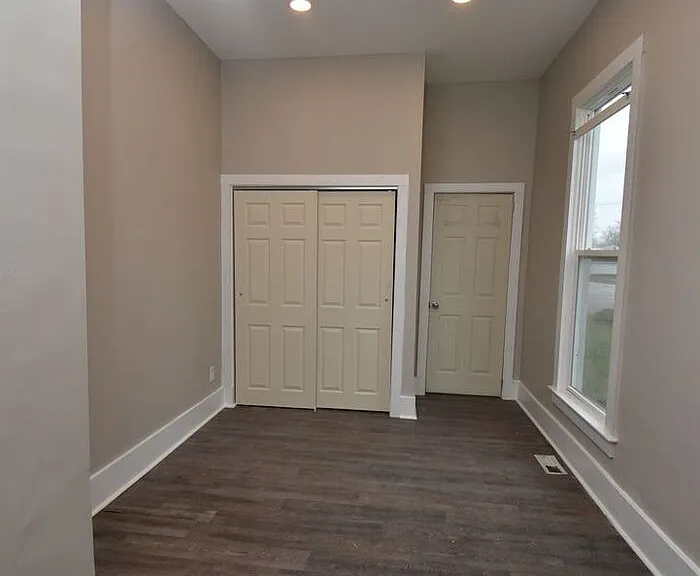 434 W Lawrence St #2 — Photo 9