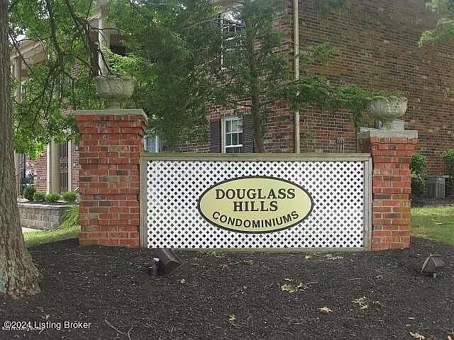 1st image of 506 Logsdon Ct
