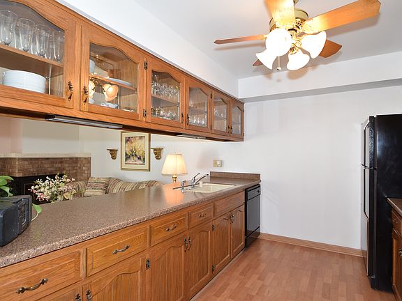 3rd image of 8308 S Tuckaway Shores Dr #8308