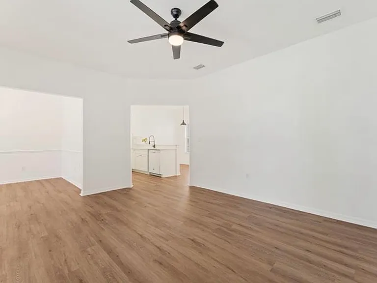 11585 NW 18th Pl — Photo 10