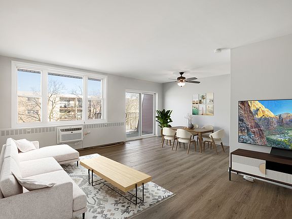 3rd image of 8712 Skokie Blvd #3L