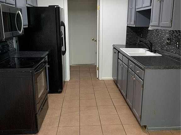 5th image of 11118 Wismar Dr