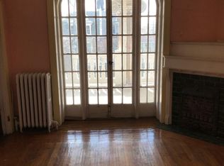 904 S 48th St #3, Philadelphia, PA 19143