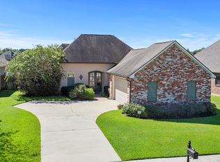 10648 Hill Pointe Ave, Baton Rouge, LA 70810