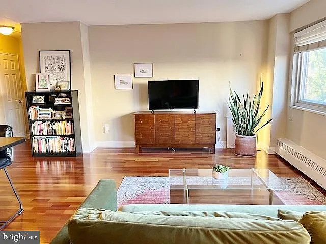 2101 Chestnut St #517 — Photo 7