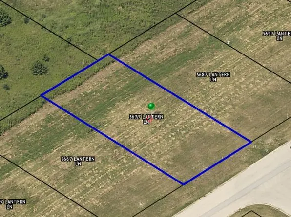 5677 Lantern Ln, Bourbonnais, IL 60914