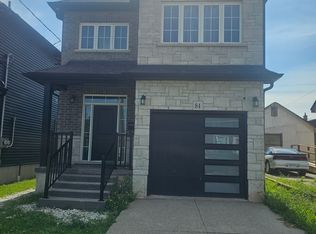 84 Beland Ave N, Hamilton, ON L8H 6C1