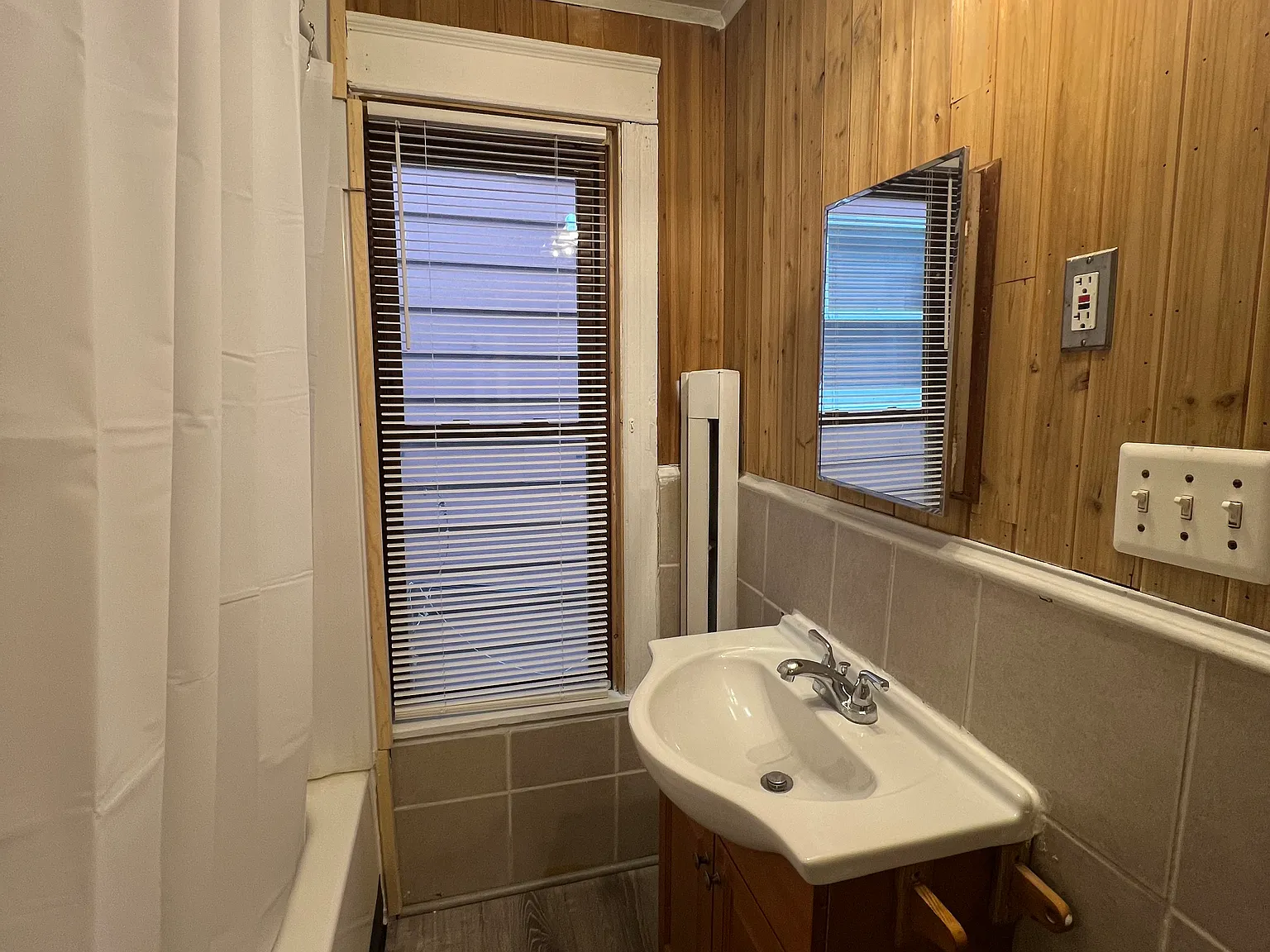 2 bed, $1,240 — Photo 4