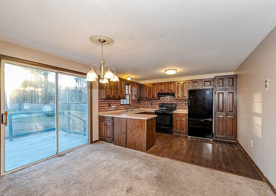 29 Emery Rd, Townsend, MA 01469 Zillow