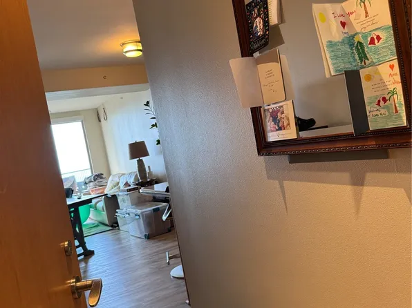 421 Olohana St APT 2503, Honolulu, HI 96815