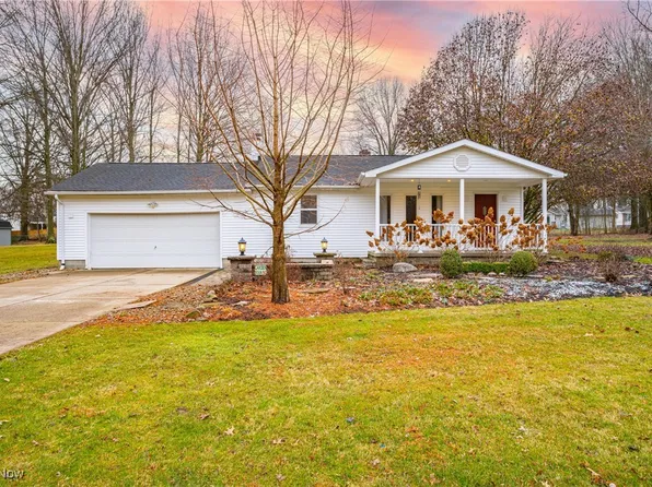 5411 Virginia Dr, Austintown, OH 44515