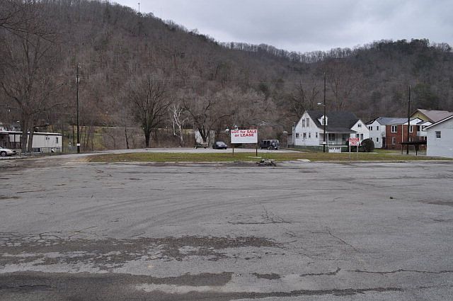 2nd image of 587 Hambley Blvd