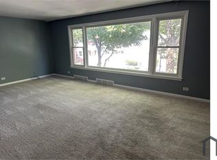 7826 S Luella Ave #2, Chicago, IL 60649