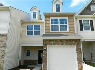 14407 Glendon Hall Ln, Charlotte, NC 28262