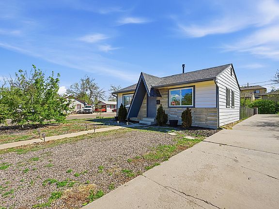 3rd image of 1800 S Shoshone St