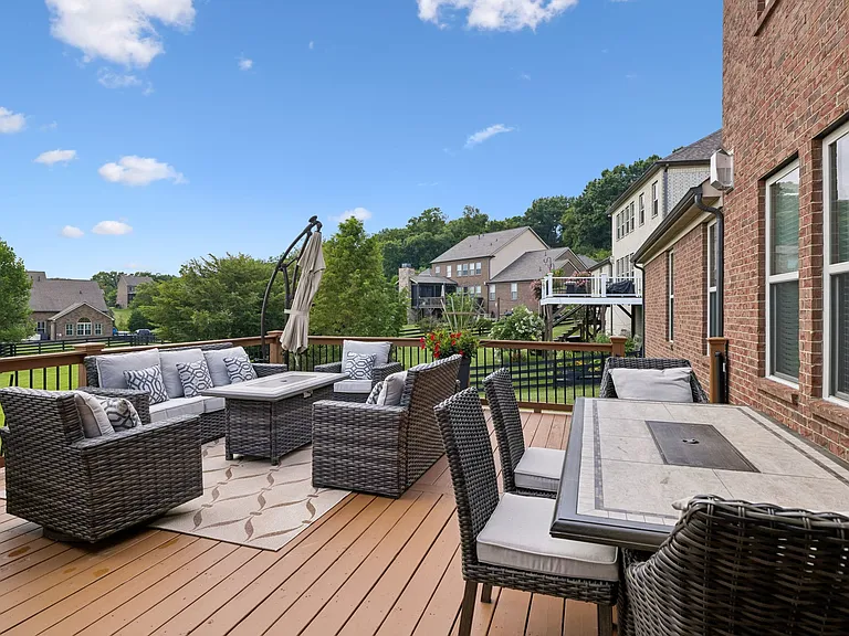 7005 Marwood Dr — Photo 43