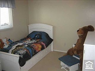 3rd image of 7925 Poinsettia Dr
